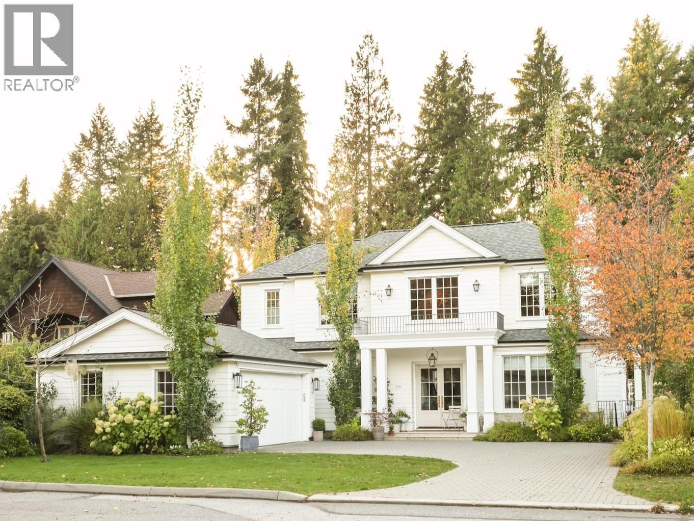 4065 LIONS AVENUE, North Vancouver, British Columbia