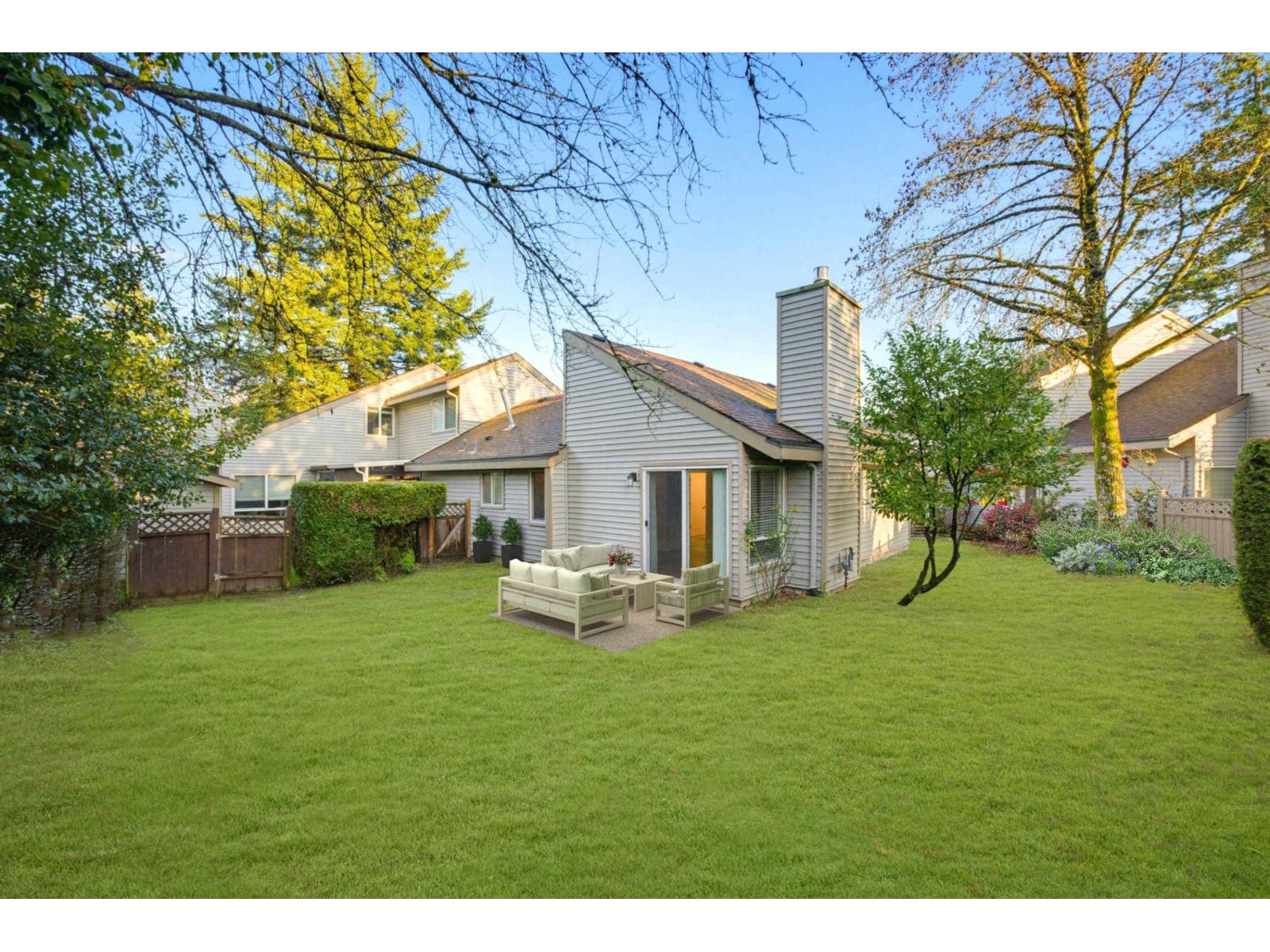 6073 E Greenside Drive, Surrey, British Columbia  V3S 5M8 - Photo 1 - R3081964