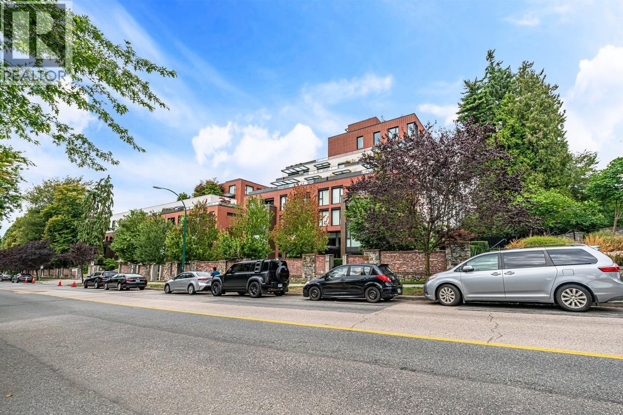 602 1561 W 57th Avenue, Vancouver, British Columbia  V6P 0H5 - Photo 2 - R3081933