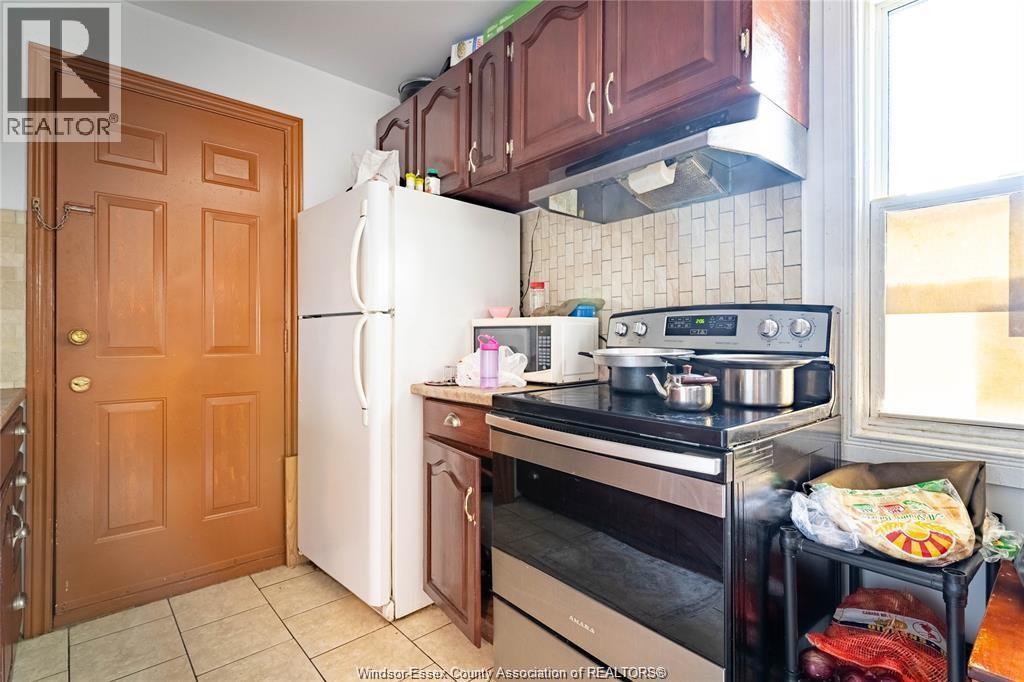 562 Dougall, Windsor, Ontario  N9A 4P6 - Photo 23 - 26001264