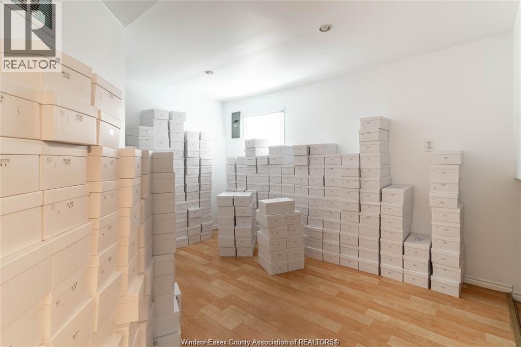 562 Dougall, Windsor, Ontario  N9A 4P6 - Photo 34 - 26001264