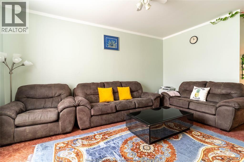 562 Dougall, Windsor, Ontario  N9A 4P6 - Photo 5 - 26001264