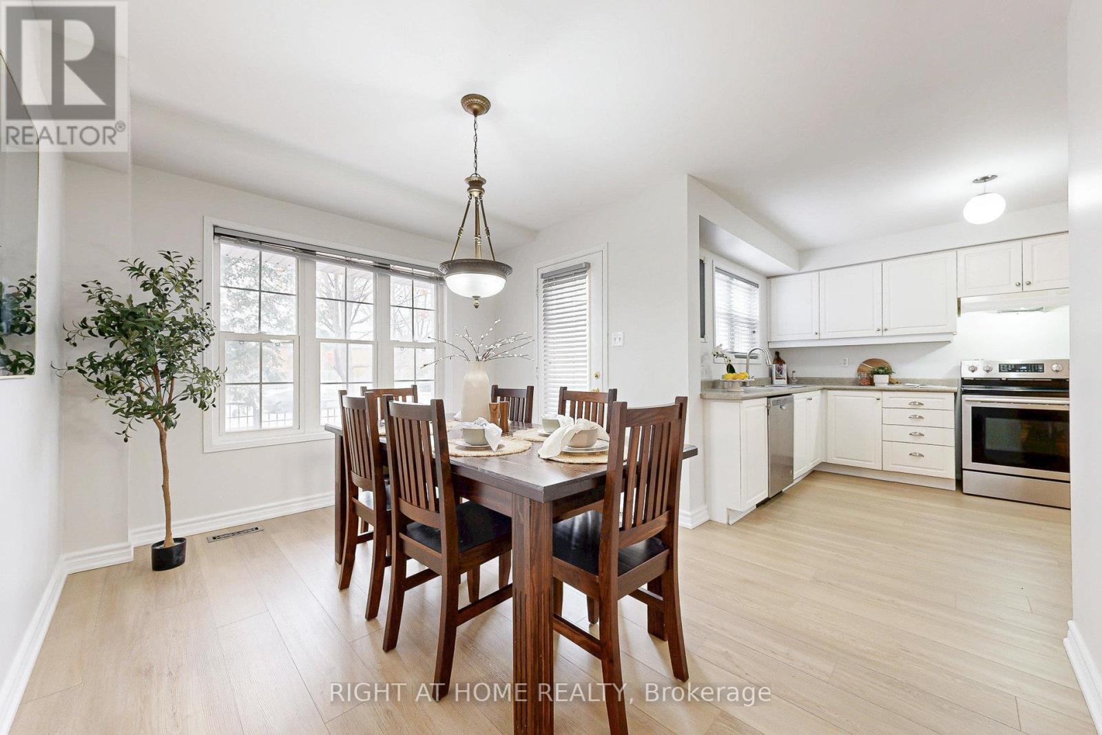 10 Pascoe Drive, Markham, Ontario  L6B 1C4 - Photo 13 - N12719316