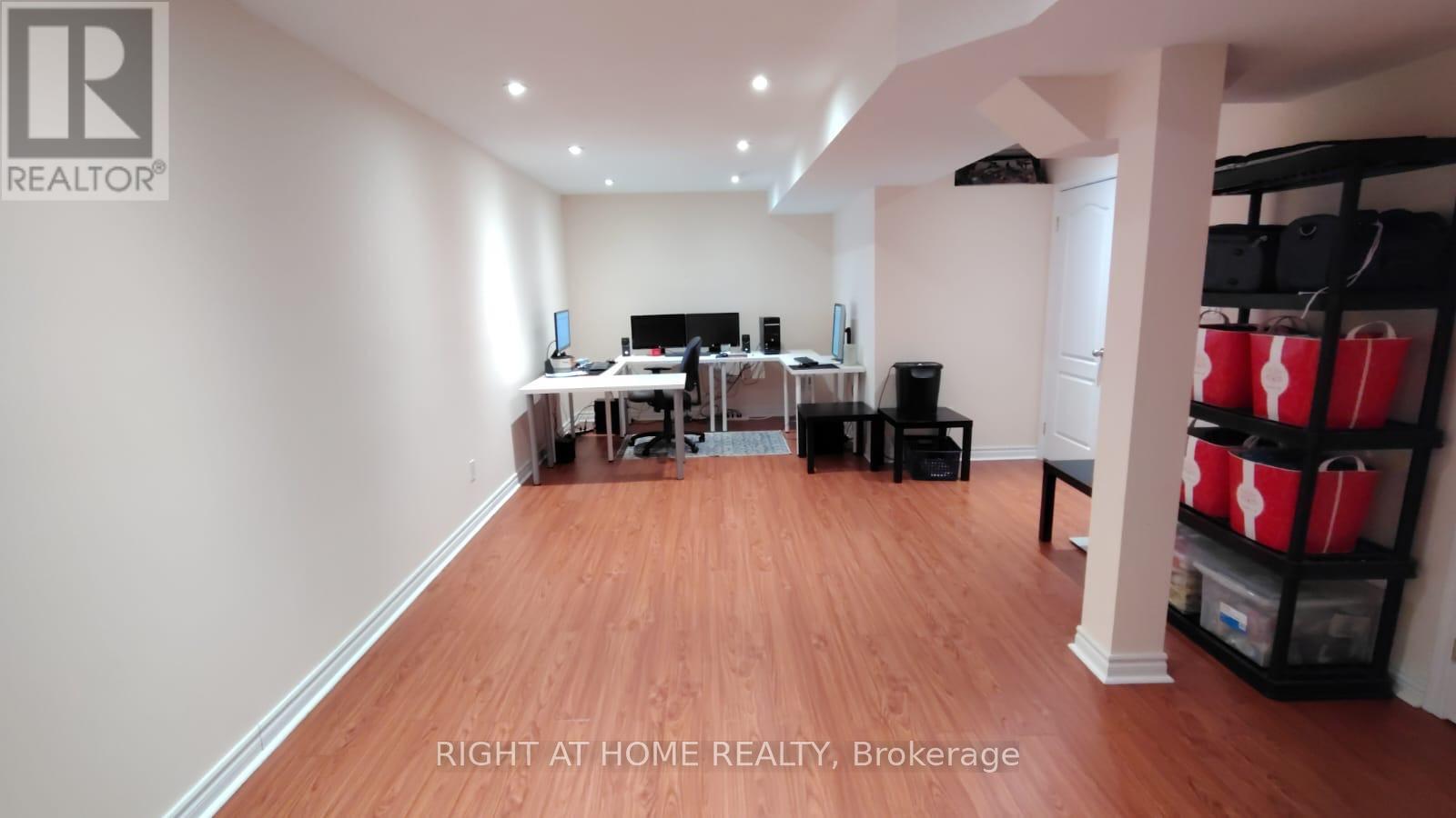 10 Pascoe Drive, Markham, Ontario  L6B 1C4 - Photo 29 - N12719316