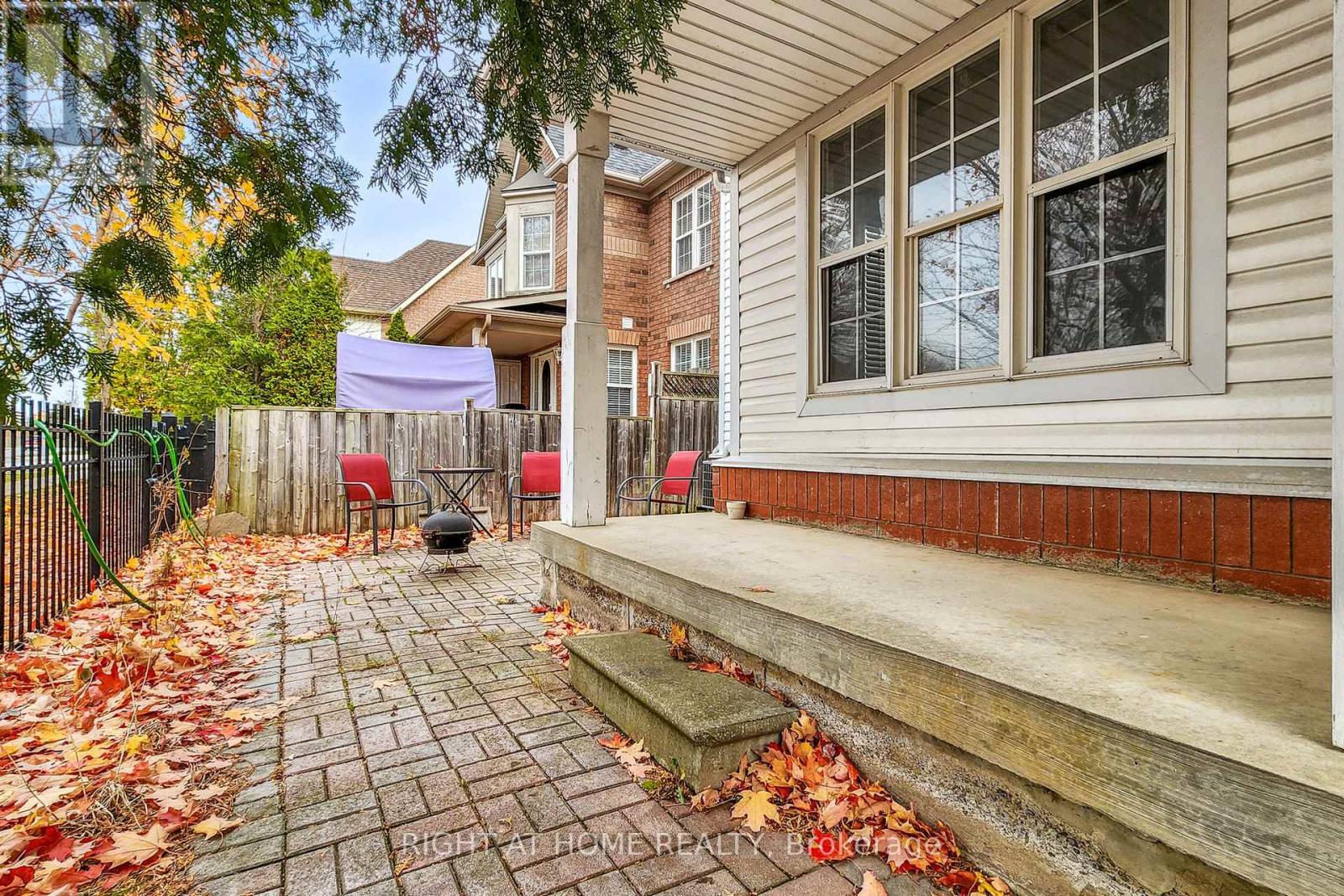 10 Pascoe Drive, Markham, Ontario  L6B 1C4 - Photo 32 - N12719316