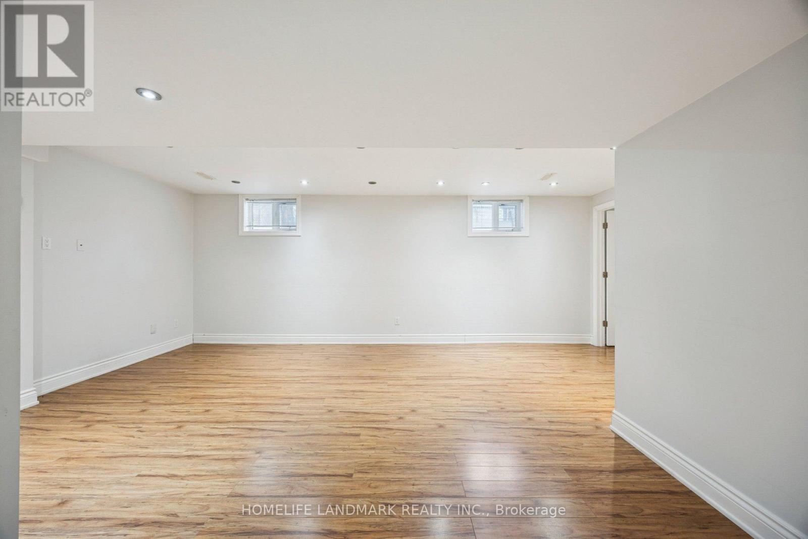 49 Pearson Avenue, Richmond Hill, Ontario  L4C 6T3 - Photo 34 - N12719340