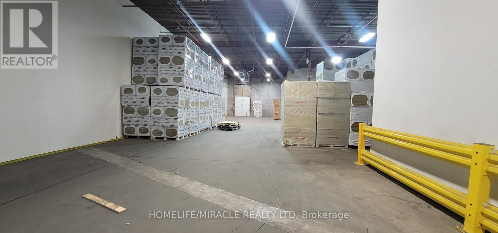 2 - 610 HANLAN ROAD, Vaughan, Ontario