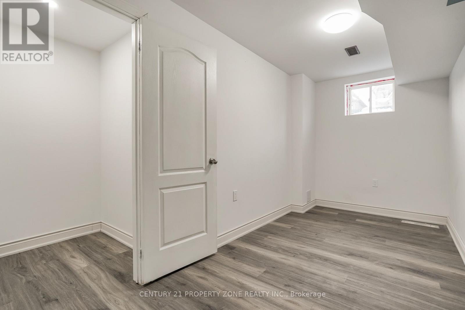 38 Dolobram (Basement) Trail, Brampton, Ontario  L7Z 4Y3 - Photo 4 - W12719320