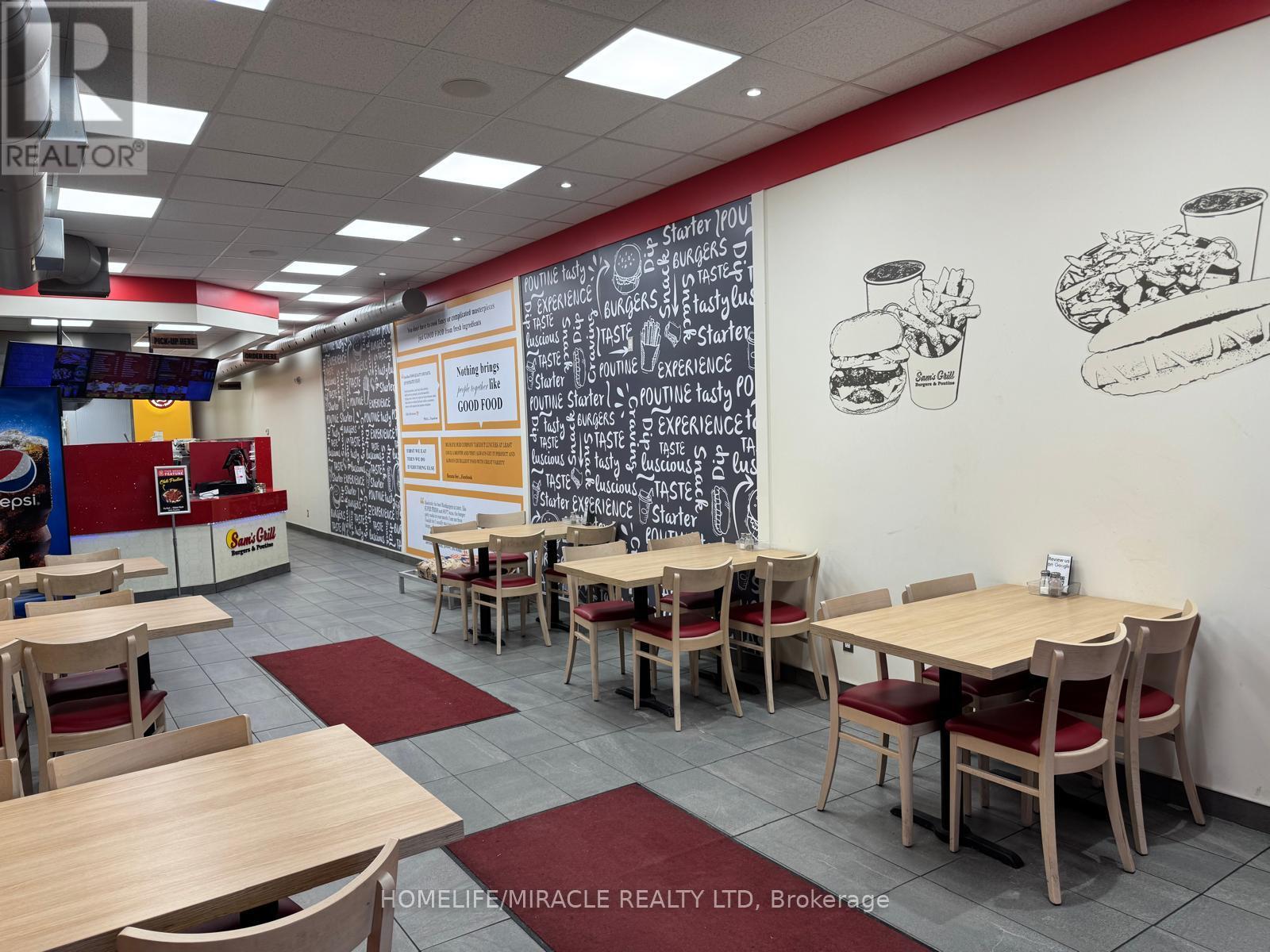 3017 New Street, Burlington, Ontario  L7R 1K3 - Photo 5 - W12719330