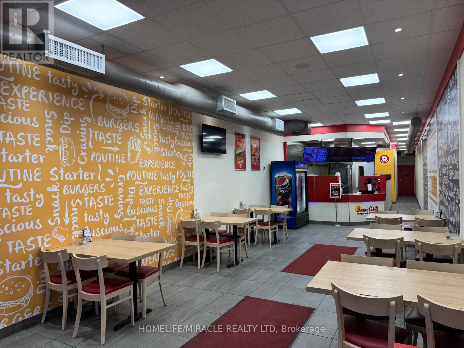 3017 New Street, Burlington, Ontario  L7R 1K3 - Photo 6 - W12719330