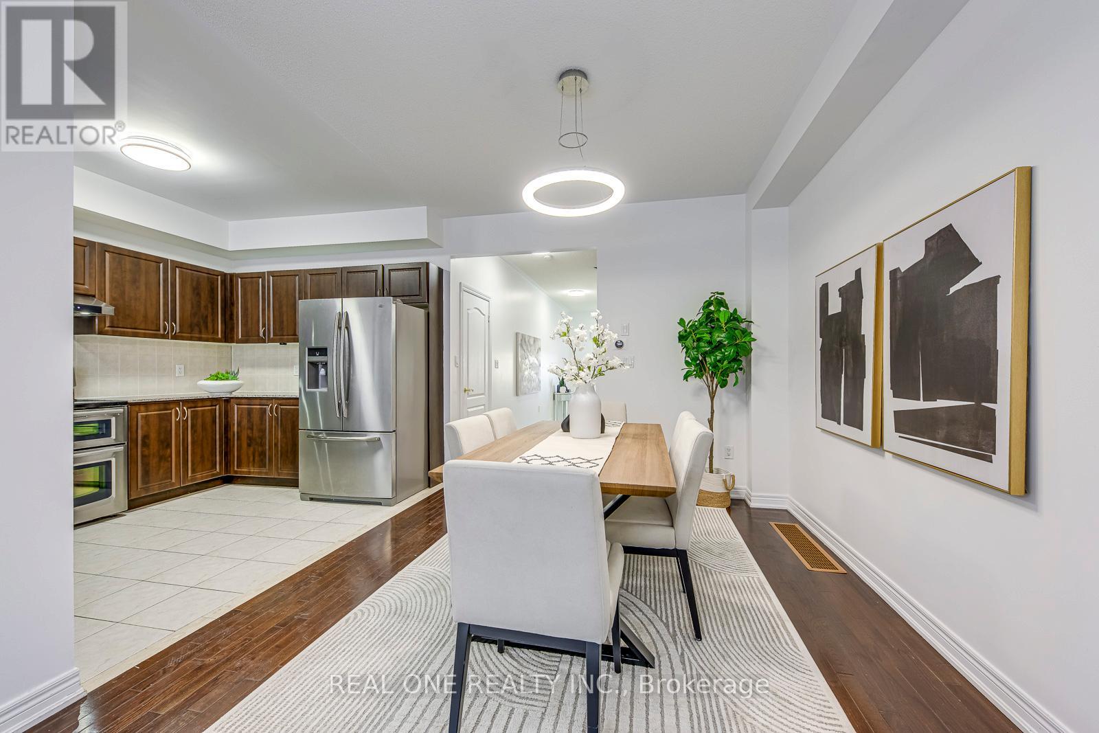 1331 Kestell Boulevard, Oakville, Ontario  L6H 0C8 - Photo 11 - W12719336