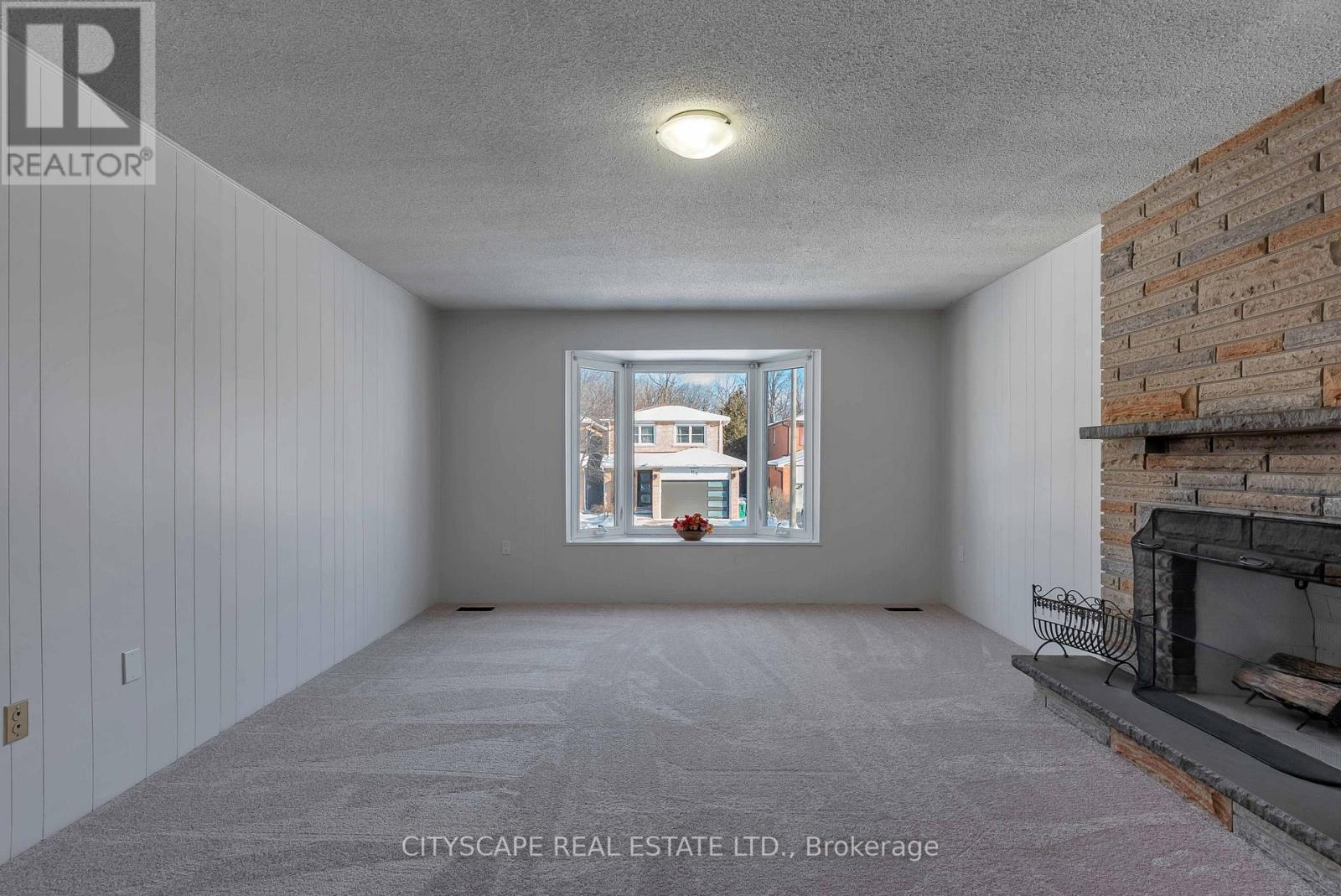 1210 Shagbark Crescent, Mississauga, Ontario  L5C 3P3 - Photo 28 - W12719348