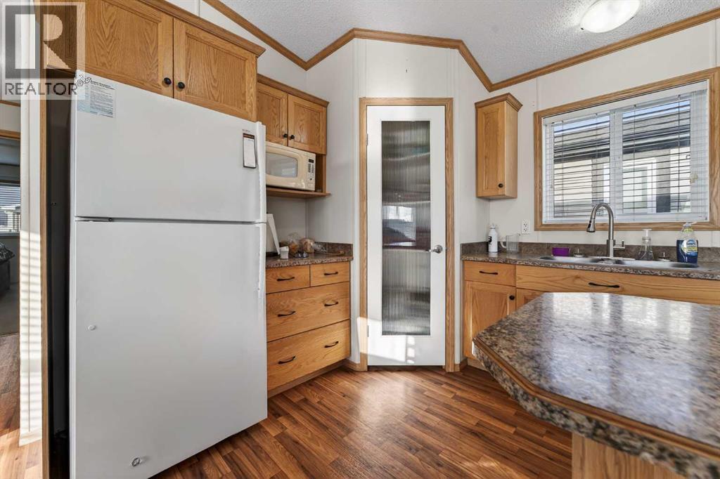 5004 Seasons Boulevard, Coaldale, Alberta  T1M 0C6 - Photo 11 - A2280239