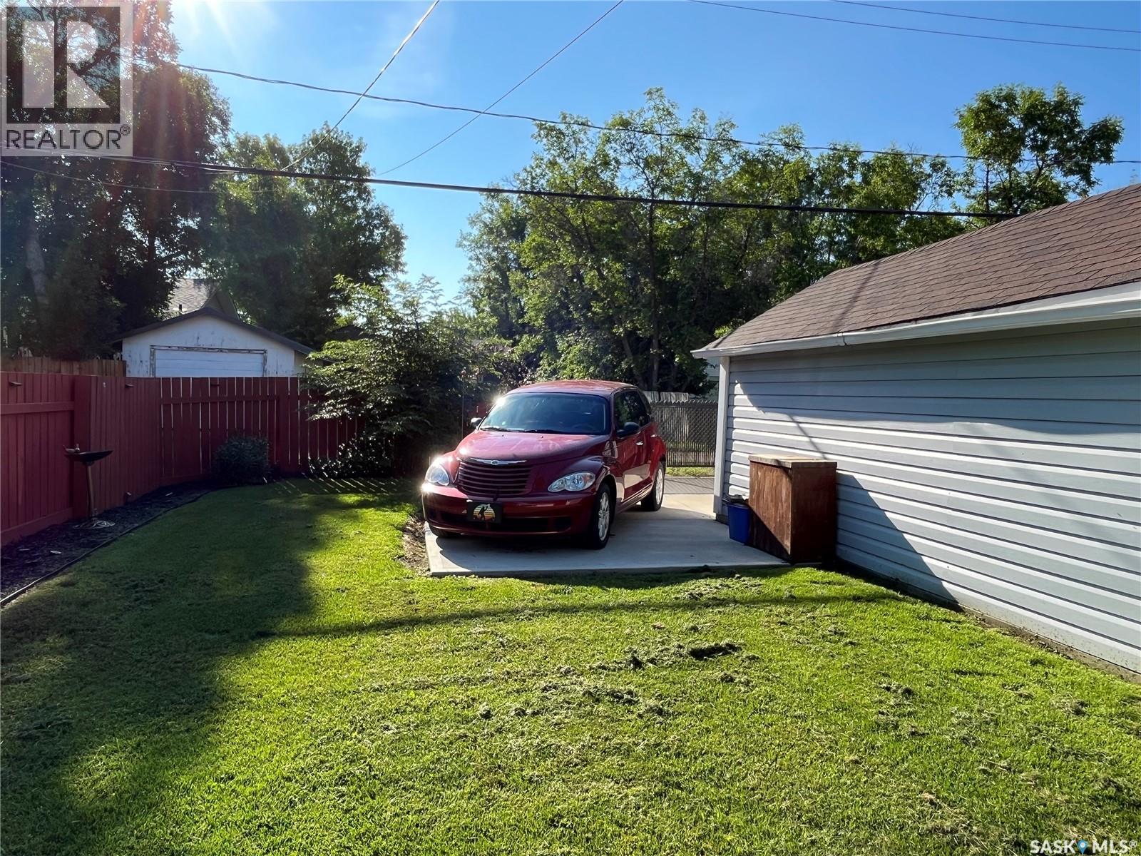 214 Marsh Street, Maple Creek, Saskatchewan  S0N 1N0 - Photo 12 - SK027224