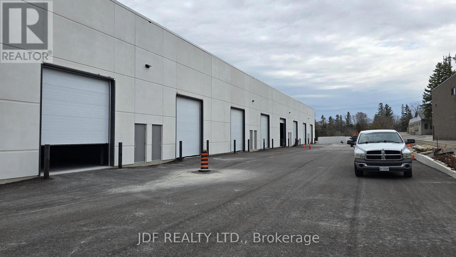 2 - 2 Scanlon Court, Aurora, Ontario  L4G 7B2 - Photo 5 - N12672978