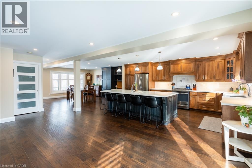 569 Rosseau Road, Hamilton, Ontario  L8K 4T7 - Photo 9 - 40799826