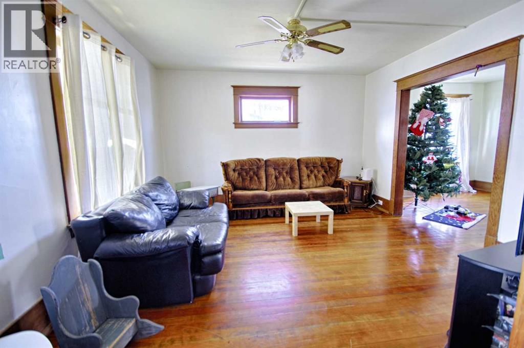 133 Noble Street, Barons, Alberta  T0L 0G0 - Photo 5 - A2275120