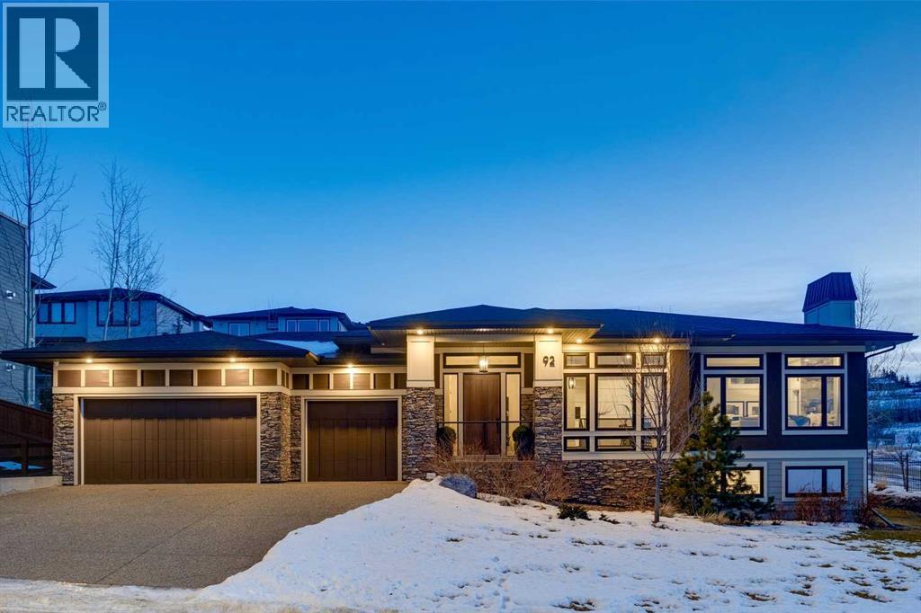 92 Crestridge View Sw, Calgary, Alberta  T3B 1G8 - Photo 1 - A2278302
