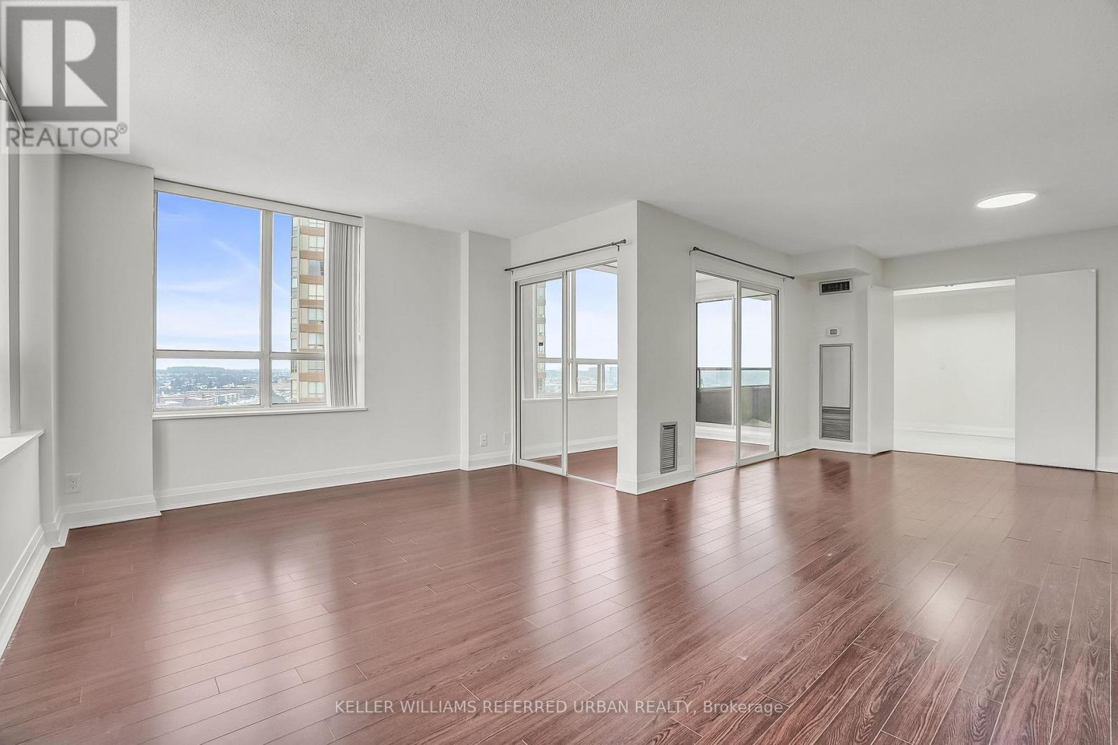 2106 - 215 Wynford Drive, Toronto, Ontario  M3C 3P5 - Photo 9 - C12719364