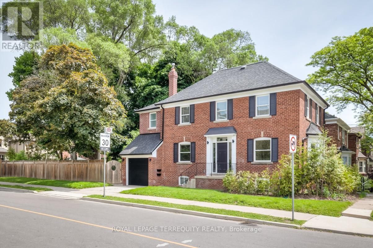 LOWER - 674 EGLINTON AVENUE E, Toronto, Ontario