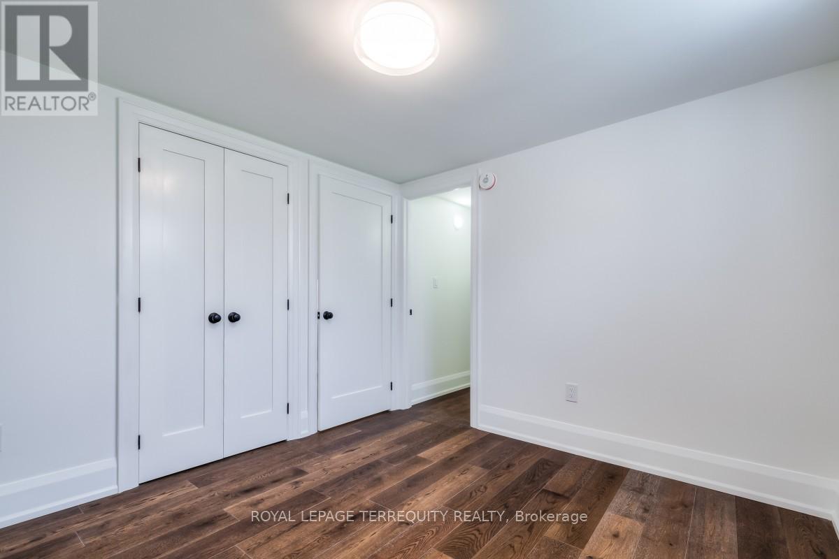 Lower - 674 Eglinton Avenue E, Toronto, Ontario  M4G 2K5 - Photo 3 - C12719368