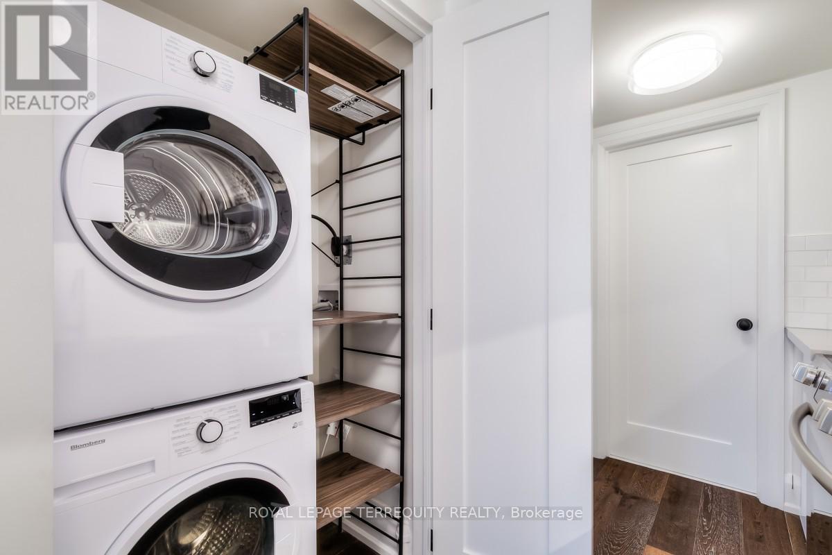 Lower - 674 Eglinton Avenue E, Toronto, Ontario  M4G 2K5 - Photo 8 - C12719368