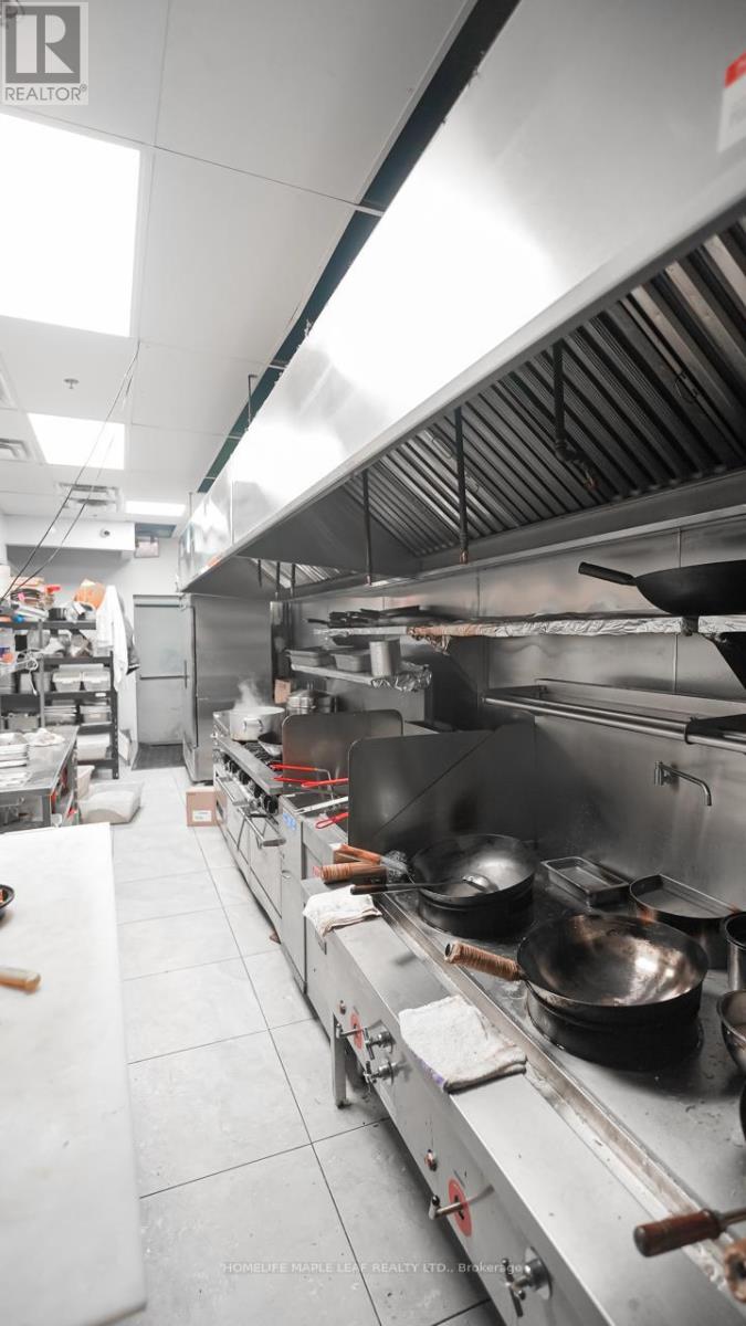 4 - 9980 Airport Road, Brampton, Ontario  L6S 0C5 - Photo 5 - W12719352