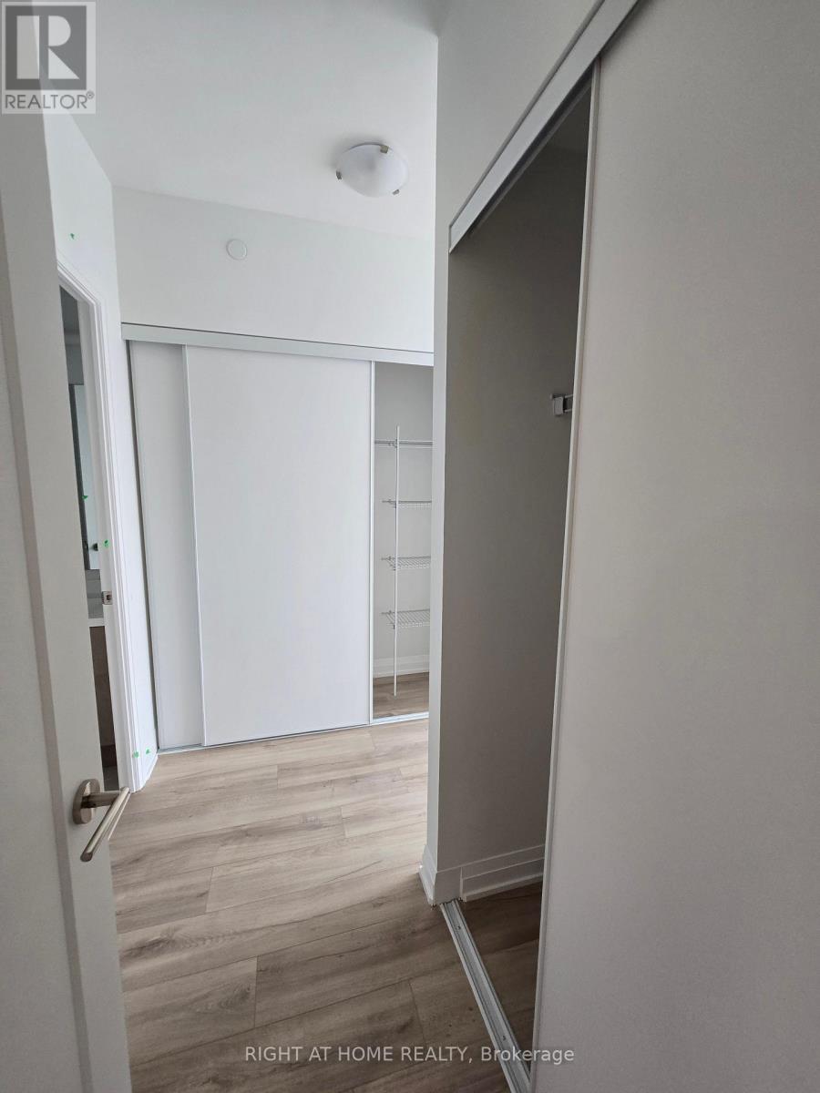 609 - 412 Silver Maple Road, Oakville, Ontario  L6H 7X8 - Photo 12 - W12719366