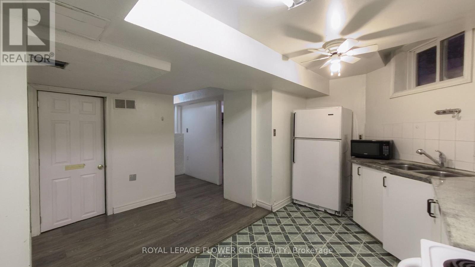 1 Donaldson Drive, Brampton, Ontario  L6Y 3G7 - Photo 31 - W12719382