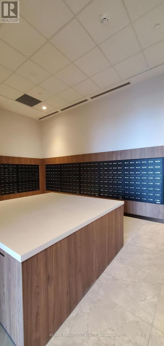 414 - 15 Skyridge Drive, Brampton, Ontario  L6P 4S3 - Photo 8 - W12719386