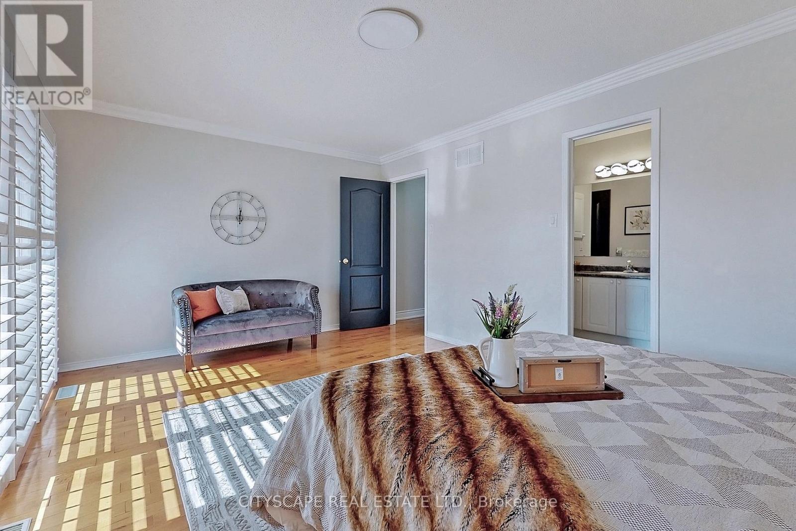 343 Wildgrass Road, Mississauga, Ontario  L5B 4H1 - Photo 13 - W12719396