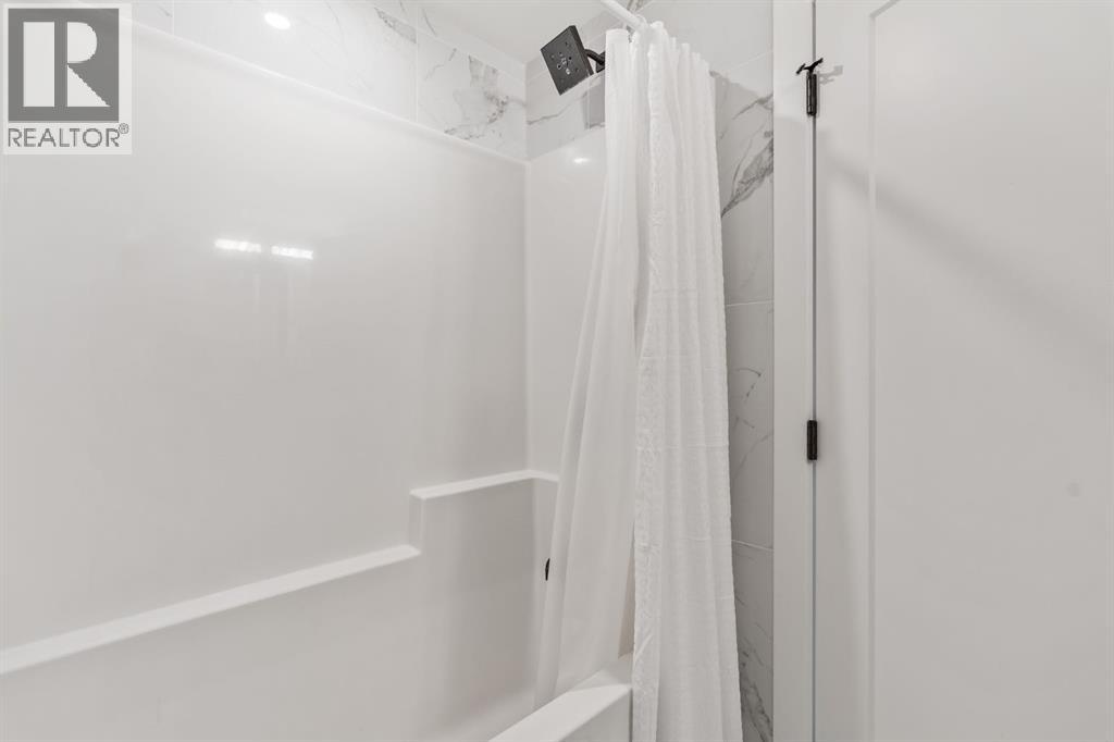 3048 85 Street Sw, Calgary, Alberta  T3H 6C7 - Photo 39 - A2259282