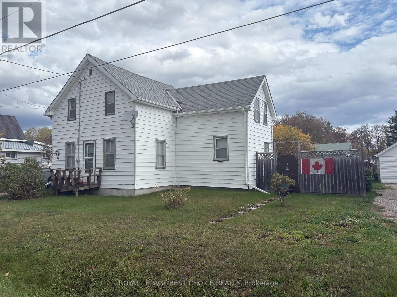31 First Street, Englehart, Ontario  P0J 1H0 - Photo 3 - T12719416