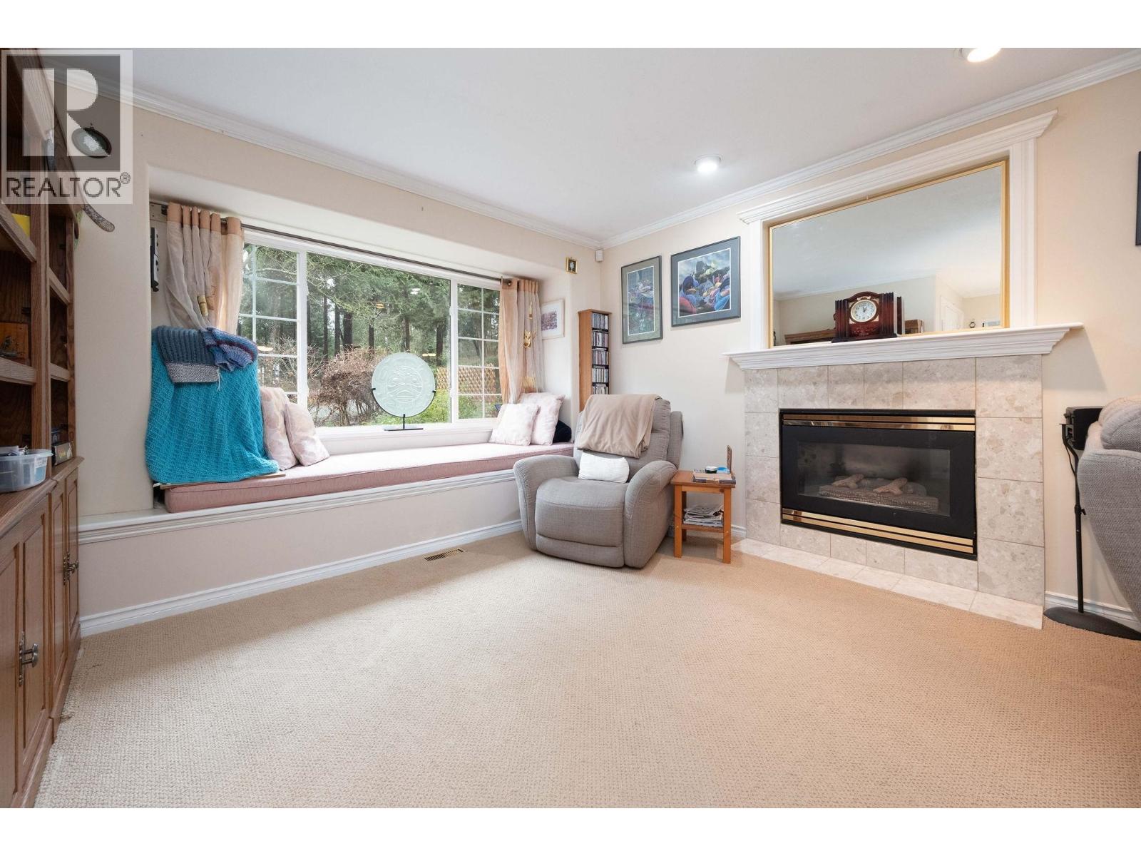 628 E 21st Street, North Vancouver, British Columbia  V7V 4V8 - Photo 2 - R3082172