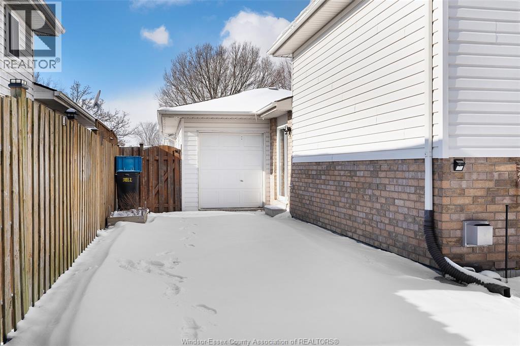 3812 Devonwood Avenue, Windsor, Ontario  N8W 5R6 - Photo 28 - 26001590
