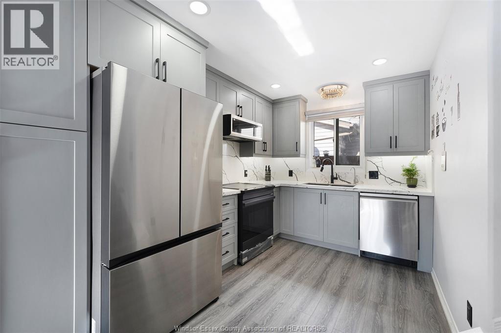 3812 Devonwood Avenue, Windsor, Ontario  N8W 5R6 - Photo 12 - 26001590