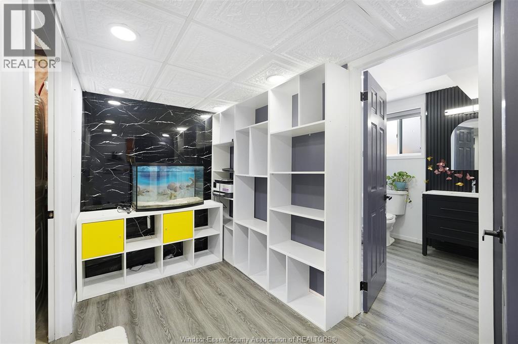 3812 Devonwood Avenue, Windsor, Ontario  N8W 5R6 - Photo 23 - 26001590