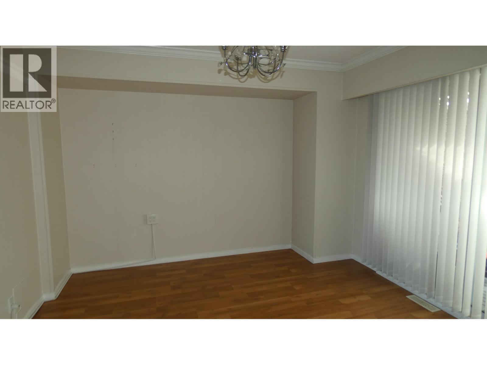 8391 11th Avenue, Burnaby, British Columbia  V3N 2P5 - Photo 8 - R3081600