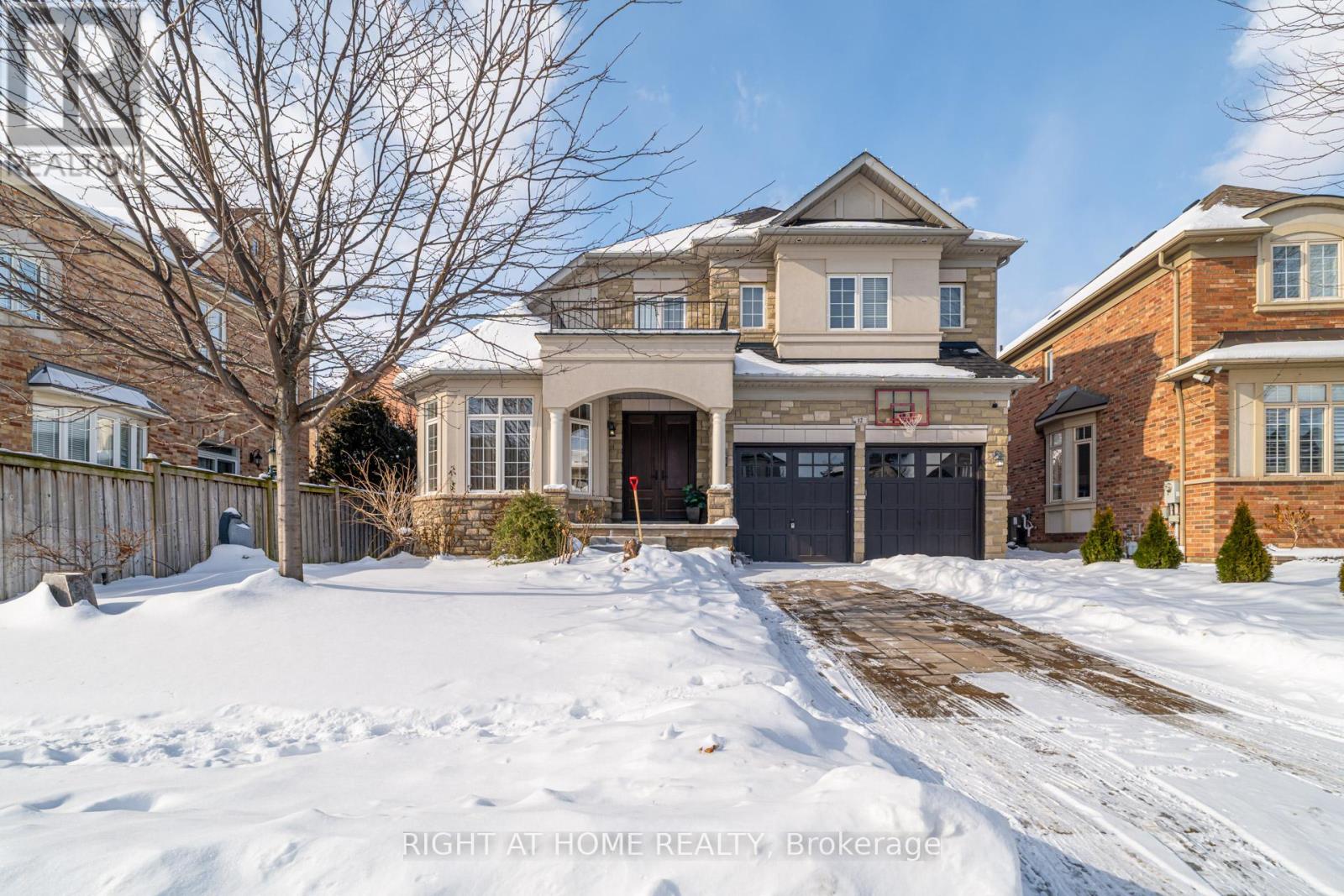 12 Edmonton Street, Brampton, Ontario  L6Y 5L2 - Photo 2 - W12719414