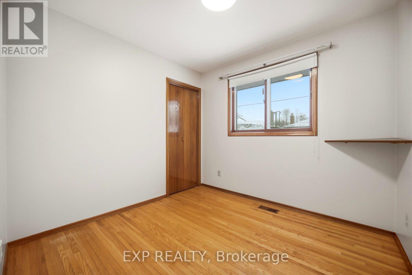 27 Palermo Crescent W, Guelph, Ontario  N1E 2J8 - Photo 27 - X12719408