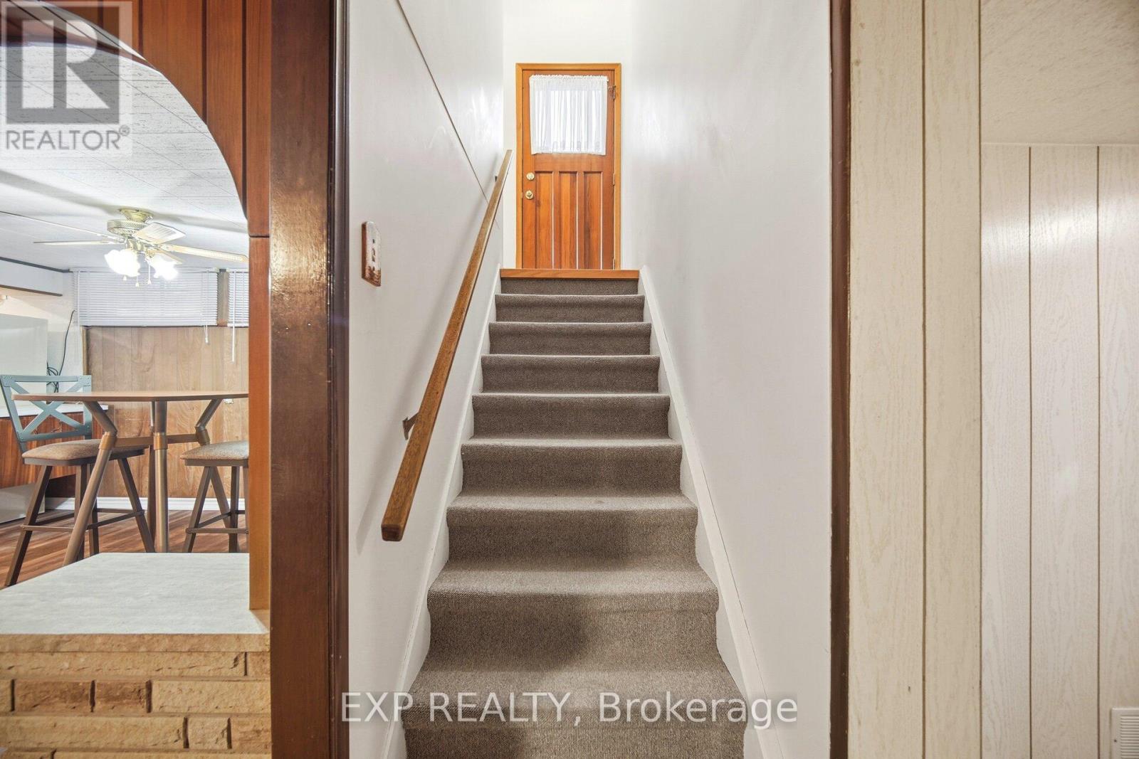 27 Palermo Crescent W, Guelph, Ontario  N1E 2J8 - Photo 32 - X12719408