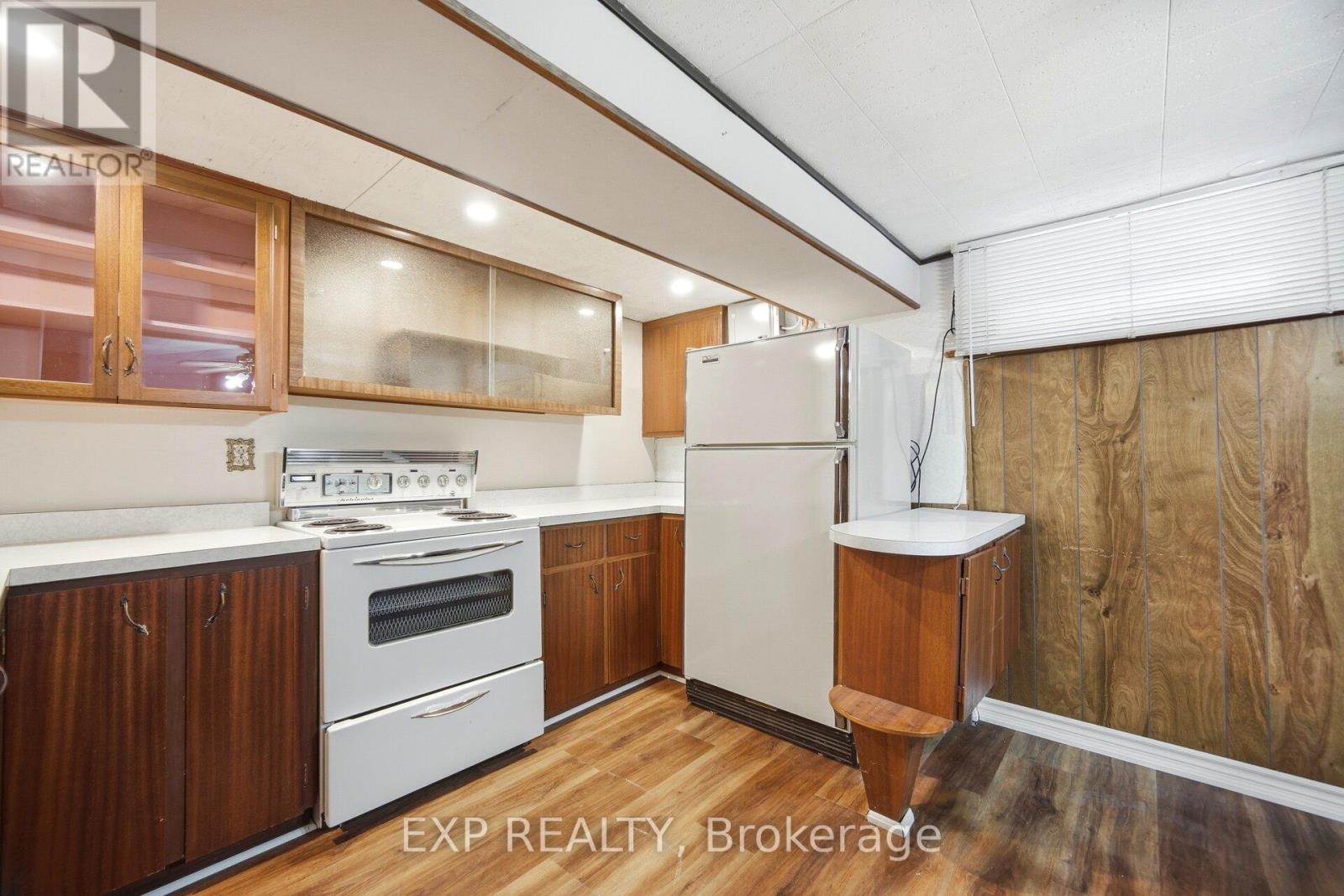 27 Palermo Crescent W, Guelph, Ontario  N1E 2J8 - Photo 41 - X12719408