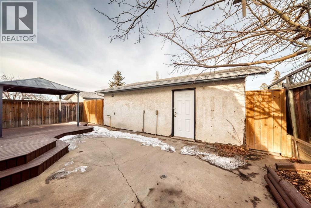 404 Acacia Drive Se, Airdrie, Alberta  T4B 1G1 - Photo 38 - A2280365