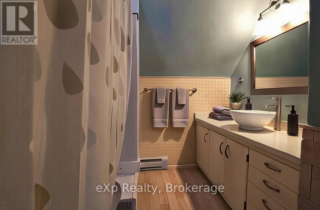 683005 Chatsworth Road 24 Road, Chatsworth, Ontario  N0H 2V0 - Photo 15 - X12407865