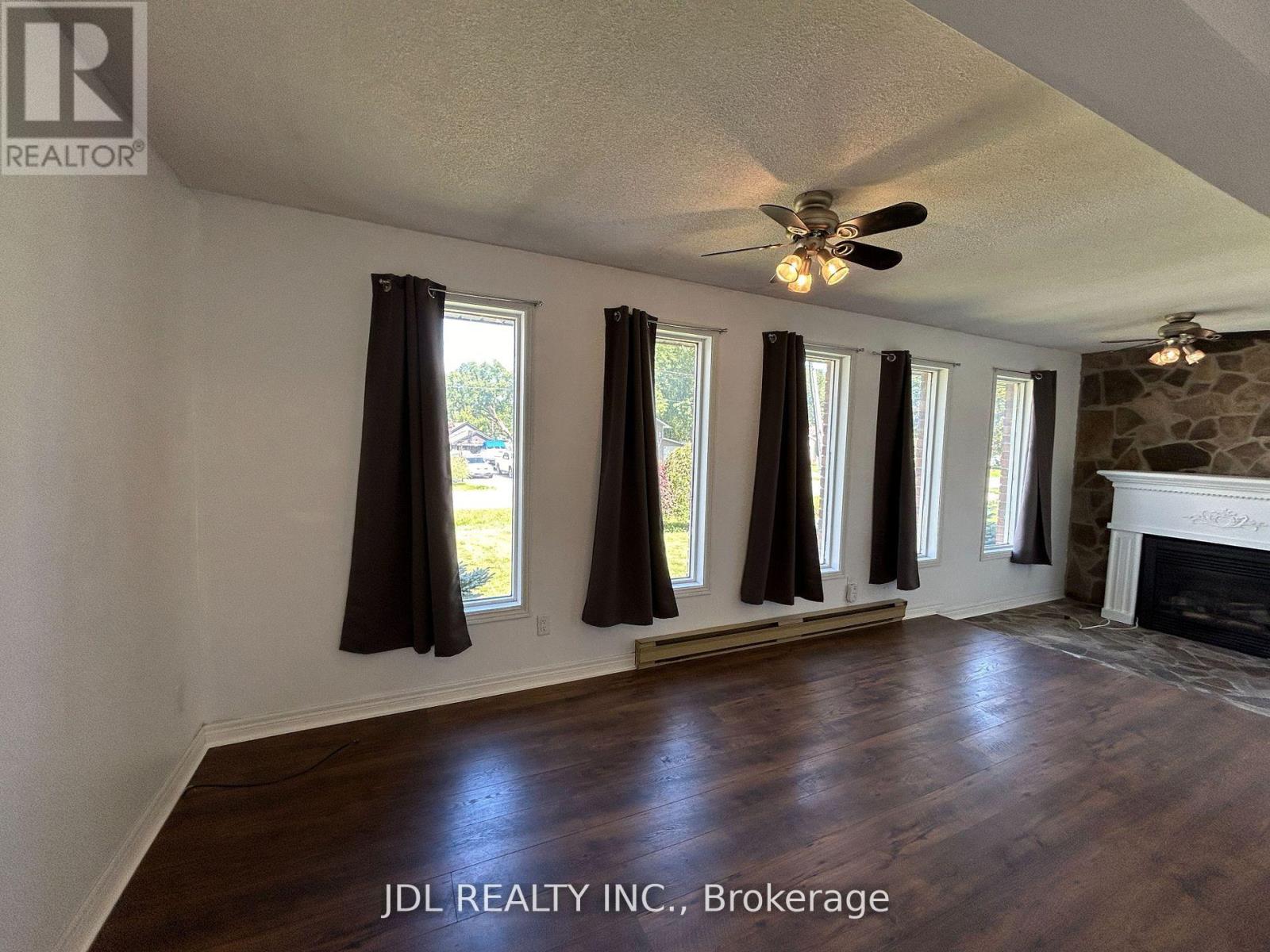 363 IRENE DRIVE, Georgina, Ontario