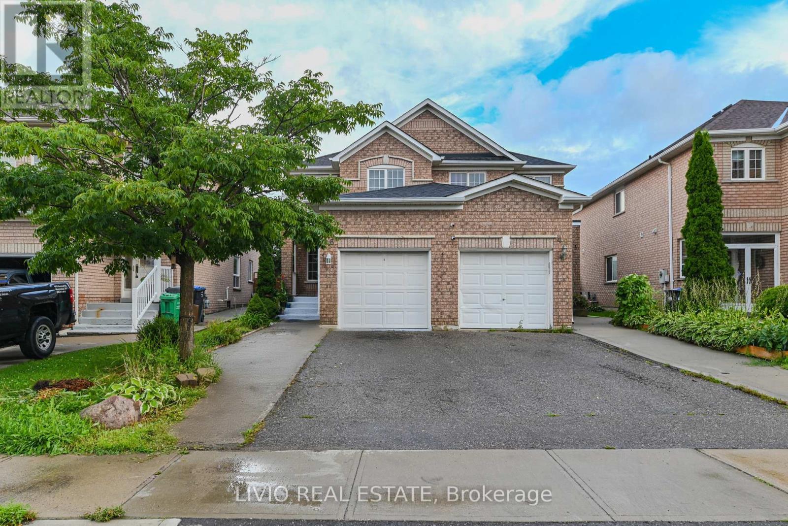 46 WEATHER VANE LANE, Brampton, Ontario