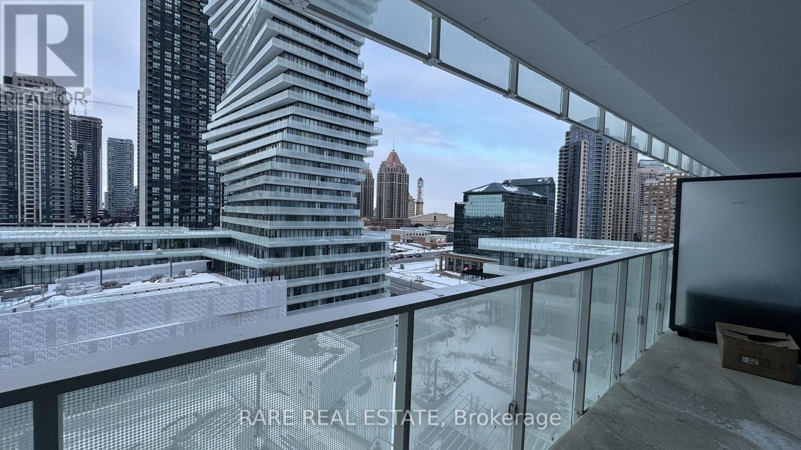 812 - 3883 QUARTZ ROAD, Mississauga, Ontario