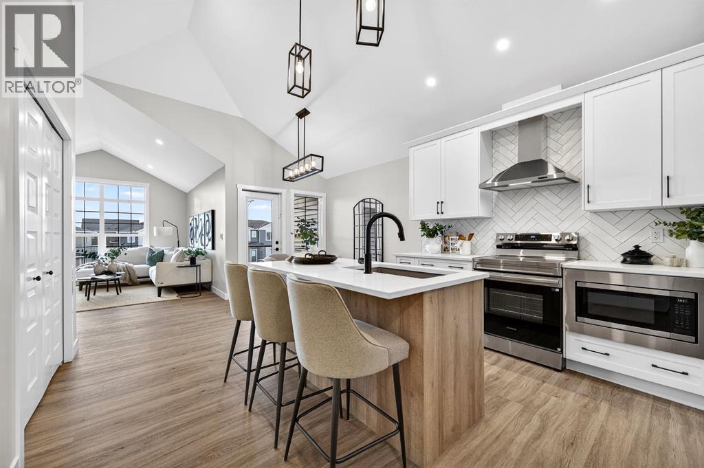 2242 Bayview Drive Sw, Airdrie, Alberta  T4B 5N4 - Photo 14 - A2279707