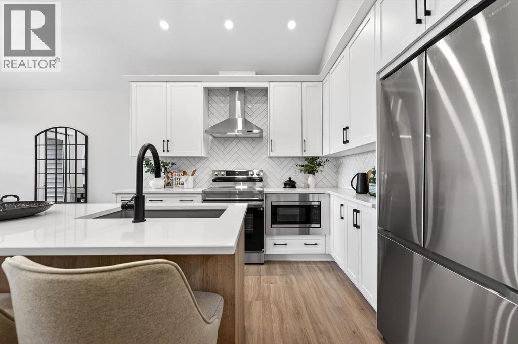 2242 Bayview Drive Sw, Airdrie, Alberta  T4B 5N4 - Photo 17 - A2279707