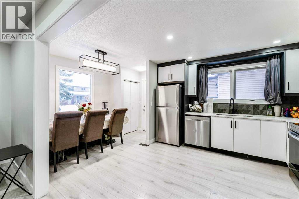 6420 26 Avenue Ne, Calgary, Alberta  T1Y 3V1 - Photo 5 - A2280439